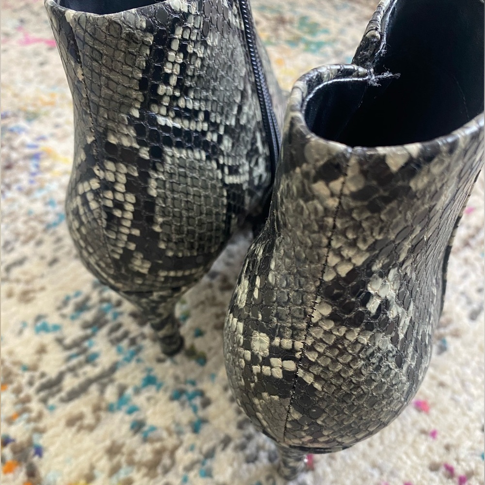 Ann Taylor Snake Python Skin Bootie Stiletto Sz 6… - image 3